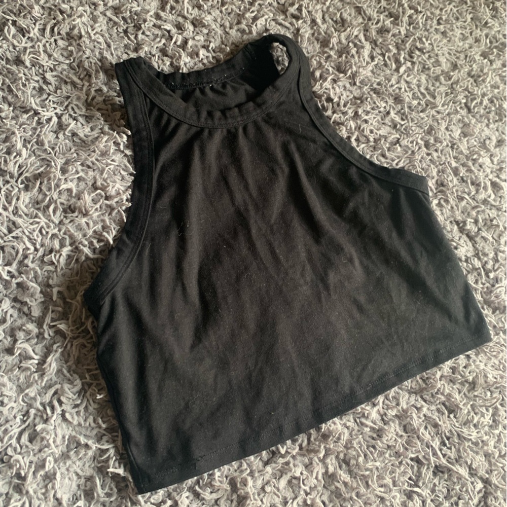 Shoulderless Tank Top